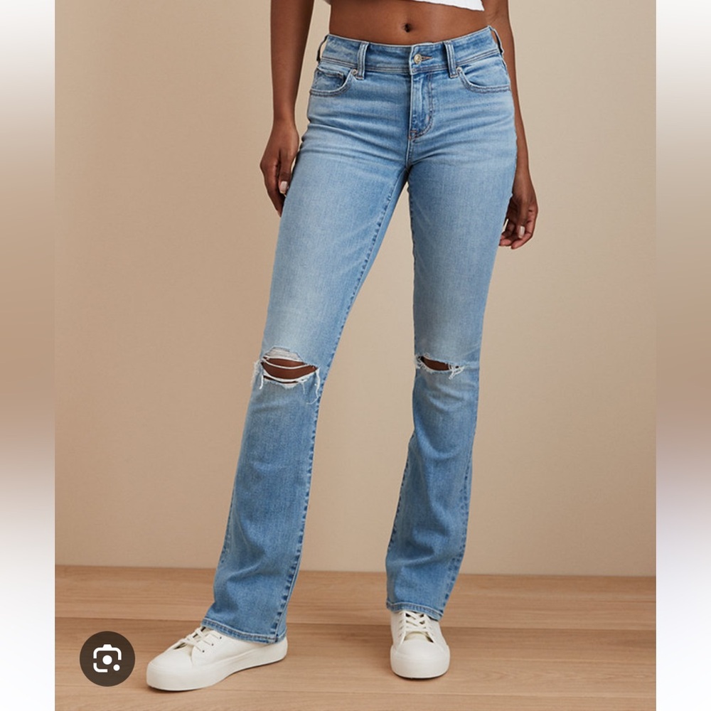 AE Stretch Low-Rise Ripped Kick Bootcut Jean